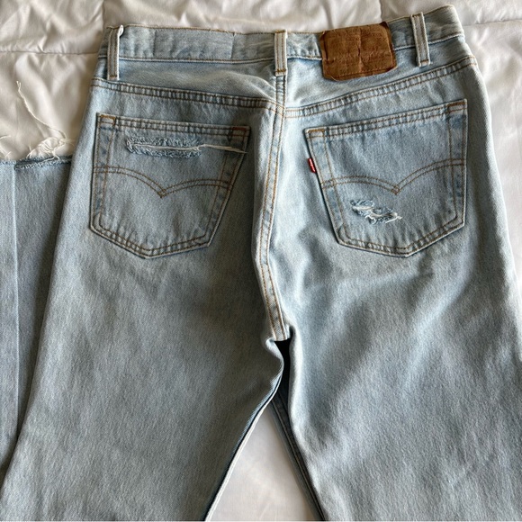 Shop Aligrace Levis - Picture 9 of 15